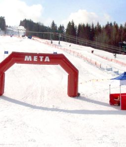 marabut_brama_pneumatyczna_wielokatna1 brama pneumatyczna na zawody sportowe
